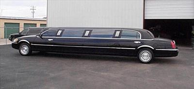 Stretch Limo - Lincoln Town Car