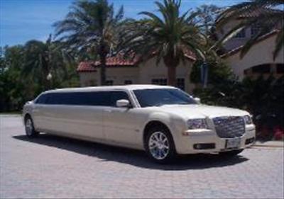 Stretch Limo - Chrysler 300