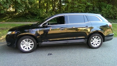 Sedan - Lincoln MKT