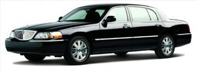 Sedan - Lincoln Town Car
