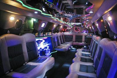 Stretch SUV - Lincoln Navigator