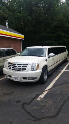 Stretch SUV - Cadillac Escalade