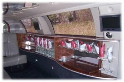 Stretch Limo - Lincoln Town Car