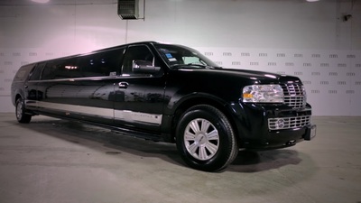 Stretch SUV - Lincoln Navigator