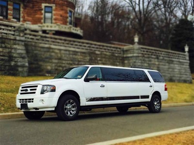 Stretch SUV - Ford Expedition