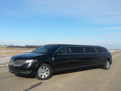 Stretch Limo - Lincoln MKT