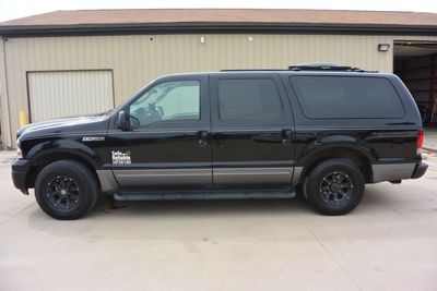 SUV - Ford Excursion
