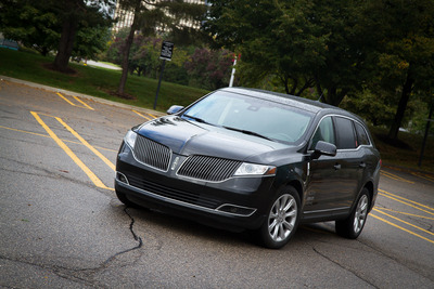 Sedan - Lincoln MKT