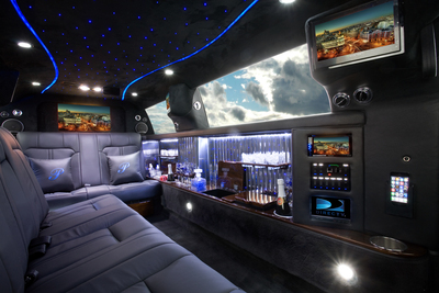 Stretch Limo - Lincoln MKT