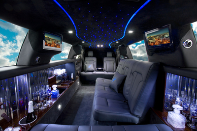 Stretch Limo - Lincoln MKT