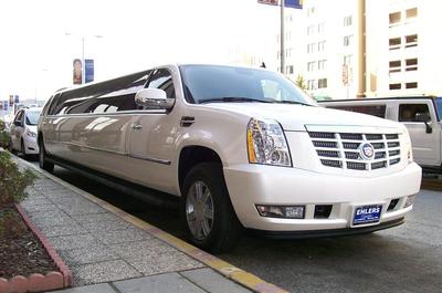 Stretch SUV - Cadillac Escalade