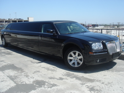Stretch Limo - Chrysler 300