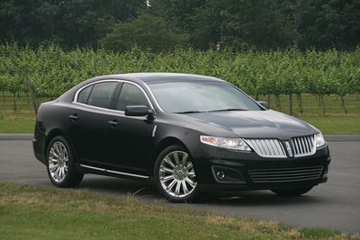 Sedan - Lincoln MKS