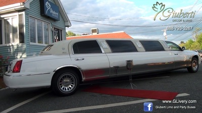 Stretch Limo - Lincoln Town Car