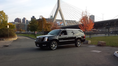 SUV - Cadillac Escalade ESV