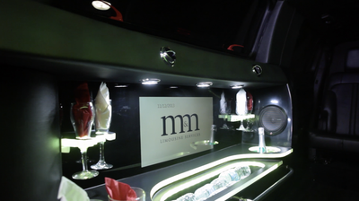 Stretch Limo - Lincoln MKT