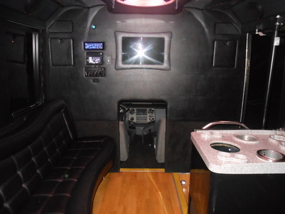 Mini-Bus - Limo / Party Style 