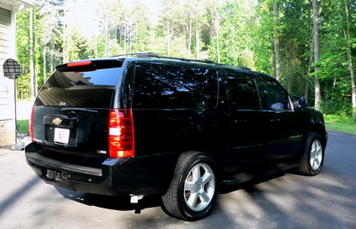 SUV - Chevrolet Suburban