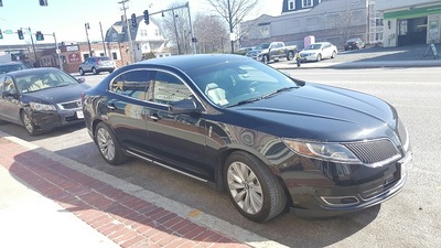 SUV - Cadillac Escalade ESV