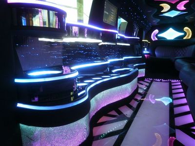 Stretch SUV - Hummer H3