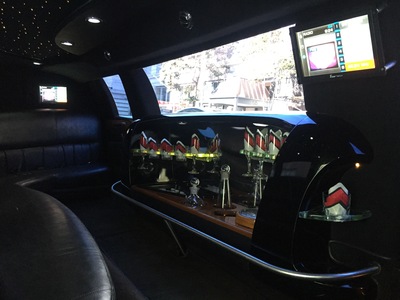 Stretch Limo - Lincoln Town Car