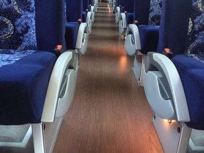 MotorCoach - Deluxe Motor Coach 
