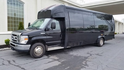 Mini-Bus - Limo / Party Style 