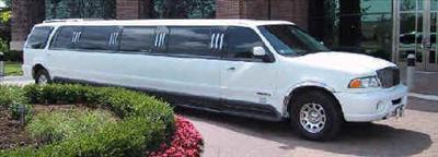 Stretch SUV - Lincoln Navigator
