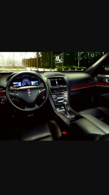 Sedan - Lincoln MKT