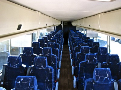 MotorCoach - Deluxe Motor Coach 