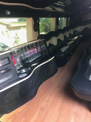 Stretch SUV - Cadillac Escalade