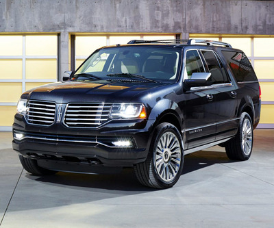 SUV - Lincoln Navigator L