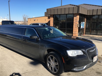 Stretch Limo - Chrysler 300