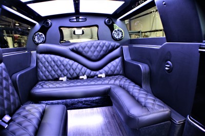 Stretch SUV - Dodge Durango