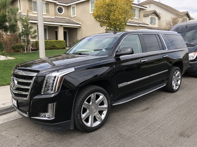SUV - Cadillac Escalade ESV