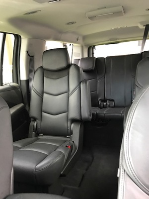 SUV - Cadillac Escalade ESV