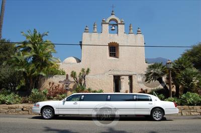 Stretch Limo - Lincoln Town Car