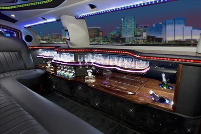 Stretch Limo - Lincoln Town Car