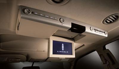 SUV - Lincoln Navigator L