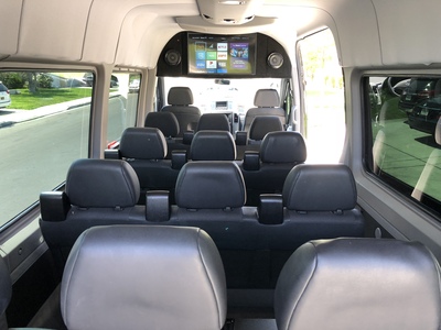 Executive Van - Mercedes Benz Sprinter