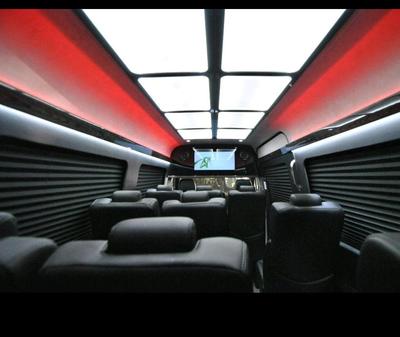Executive Van - Mercedes Benz Sprinter