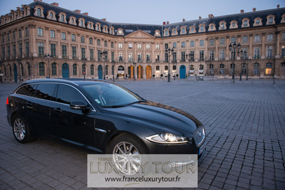 Luxury Sedan - Mercedes Benz E-Class