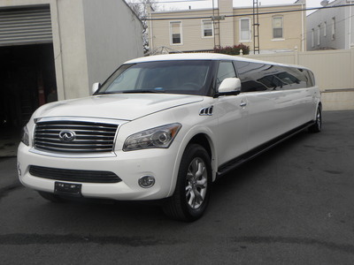 Stretch SUV - Infiniti QX