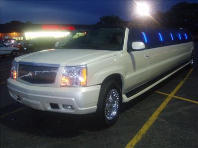 Stretch SUV - Cadillac Escalade