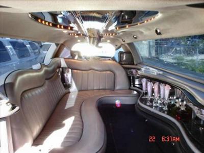 Stretch Limo - Lincoln Town Car