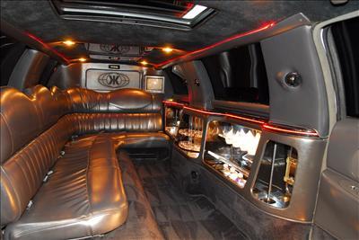 Stretch Limo - Lincoln Town Car