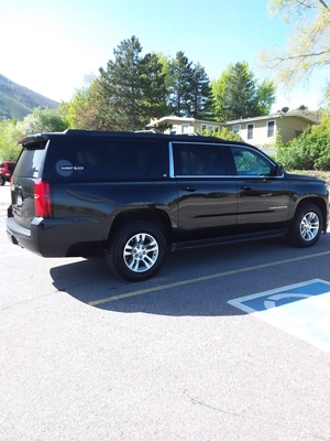 SUV - Chevrolet Suburban