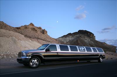 Stretch SUV - Ford Excursion