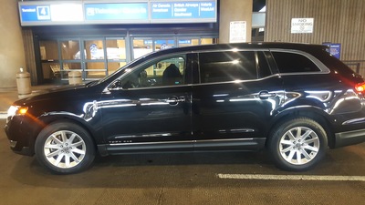 Sedan - Lincoln MKT