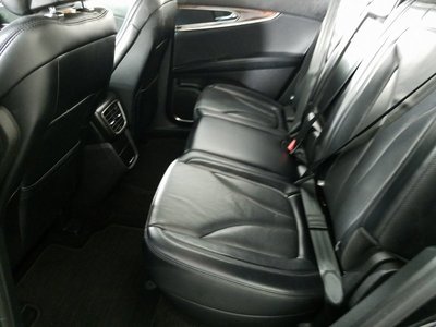 SUV - Lincoln MKX